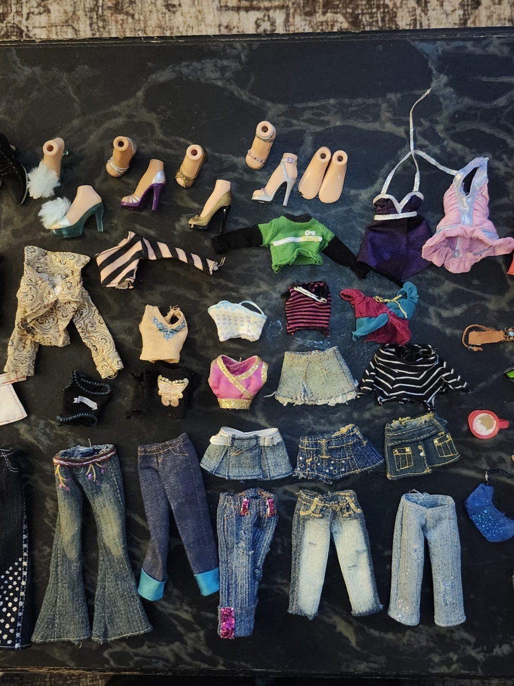 Bratz Clothing Bundle